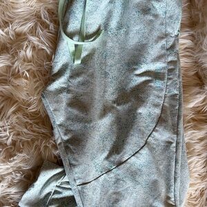 Gymshark Chalk Joggers Womens Medium Green Split Knee Performance Stretch Casual